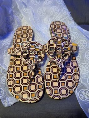 Tory Burch Miller  Hexagon-Print Sandals